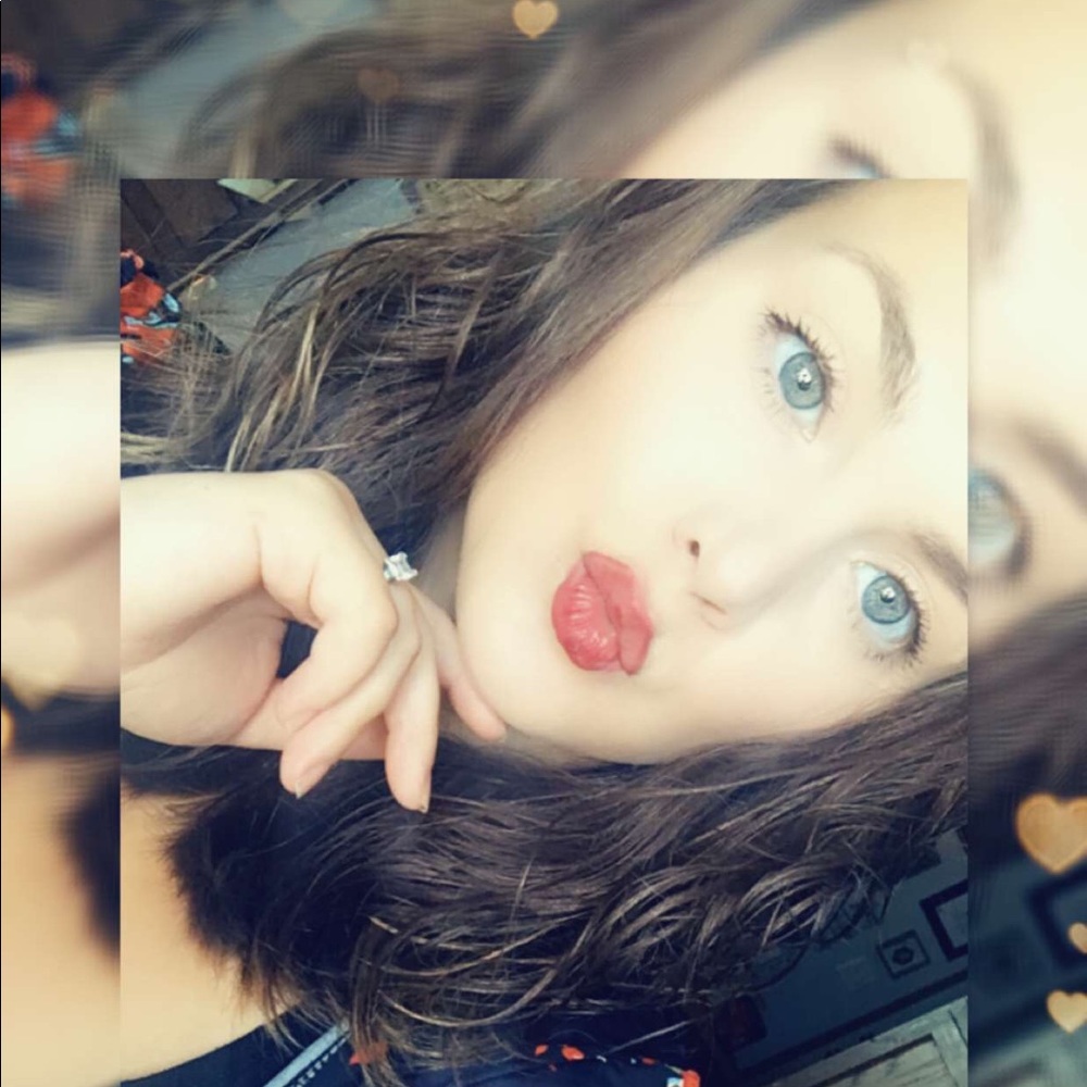 Meet your Posher, Britny